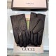 GUCCI new men's leather gloves, imported from Ethiopia touch screen sheepskin, the back of the hand at the personalized LOGO design, GUCCI and LOVED, small openings at the wrist to adjust the size of the total to allow y