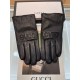 GUCCI new men's leather gloves, imported from Ethiopia touch screen sheepskin, the back of the hand at the personalized LOGO design, GUCCI and LOVED, small openings at the wrist to adjust the size of the total to allow y