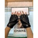 Explosion to   [top original single] official website synchronization women's new high-grade sheepskin gloves     100% selection of imported lambskin lining sheepskin lining Leather luster bright full soft and delicate f