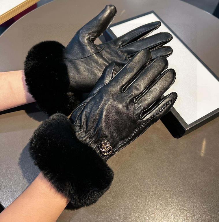 GUCCI Gucci 2023 fall and winter lazy rabbit hair touch screen gloves   goddess set of beauty must have   single product, worth comparing    the same paragraph different quality, kill the market poor product,   lazy rabb