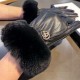 GUCCI Gucci 2023 fall and winter lazy rabbit hair touch screen gloves   goddess set of beauty must have   single product, worth comparing    the same paragraph different quality, kill the market poor product,   lazy rabb