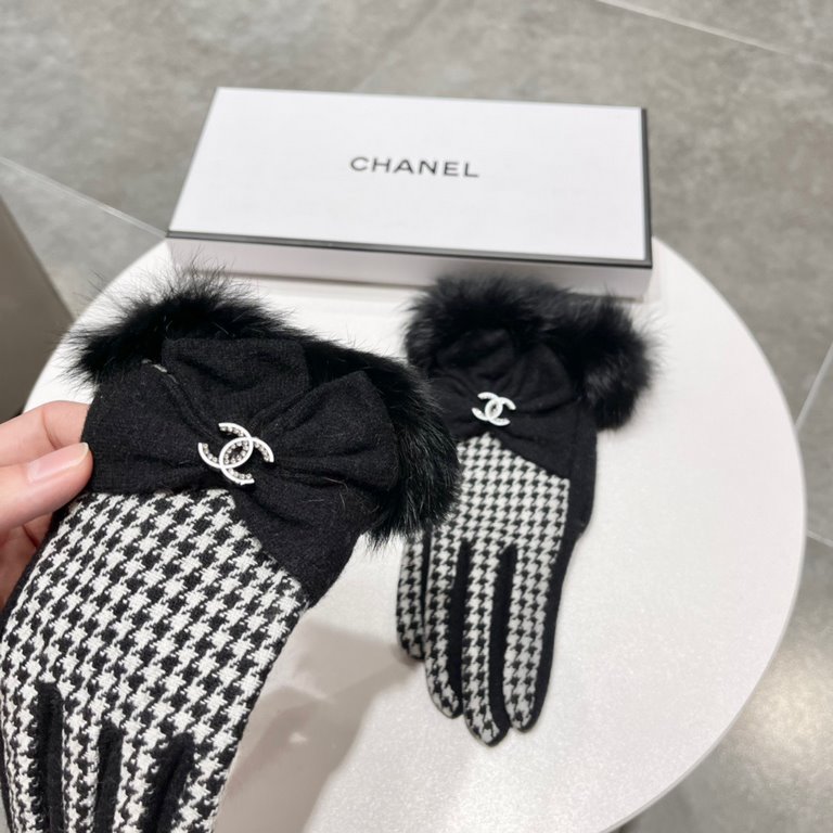 Chanel Chanel 2023 fall and winter lazy rabbit hair wool gloves   worth comparing     the same paragraph of different quality, kill the market poor product, wool ten lazy rabbit hair lining padded   classic but not fashi