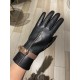 Celine Celine fall and winter new women's gloves official website synchronization    color matching series highlights the mature charm of imported sheepskin leather ultra-thin soft and comfortable version of the positive