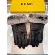 Fendi Fendi's latest embroidered double C logo Leather using imported Essex skin Spiked with top-white grade goatskin  lazy rabbit   hair, feel softer and more delicate sticky greasy skin-friendly, better warmth of the n