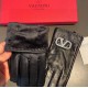 2023 new exclusive first  Valentino VALENTINO touch screen women's gloves [original quality] official website synchronization women's new high-grade sheepskin gloves    goddess preferred can not be missed       100 perce