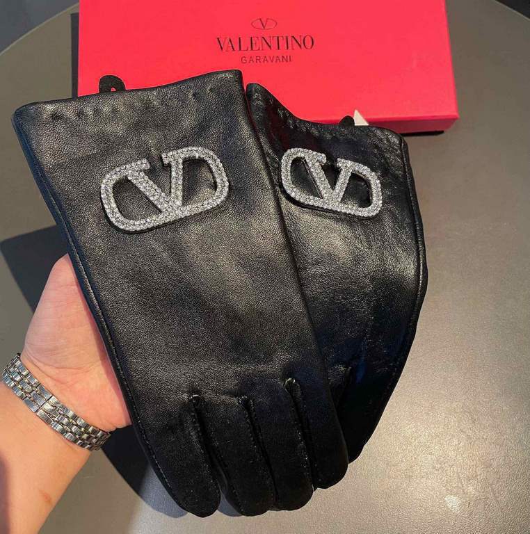 2023 new exclusive first  Valentino VALENTINO touch screen women's gloves [original quality] official website synchronization women's new high-grade sheepskin gloves    goddess preferred can not be missed       100 perce