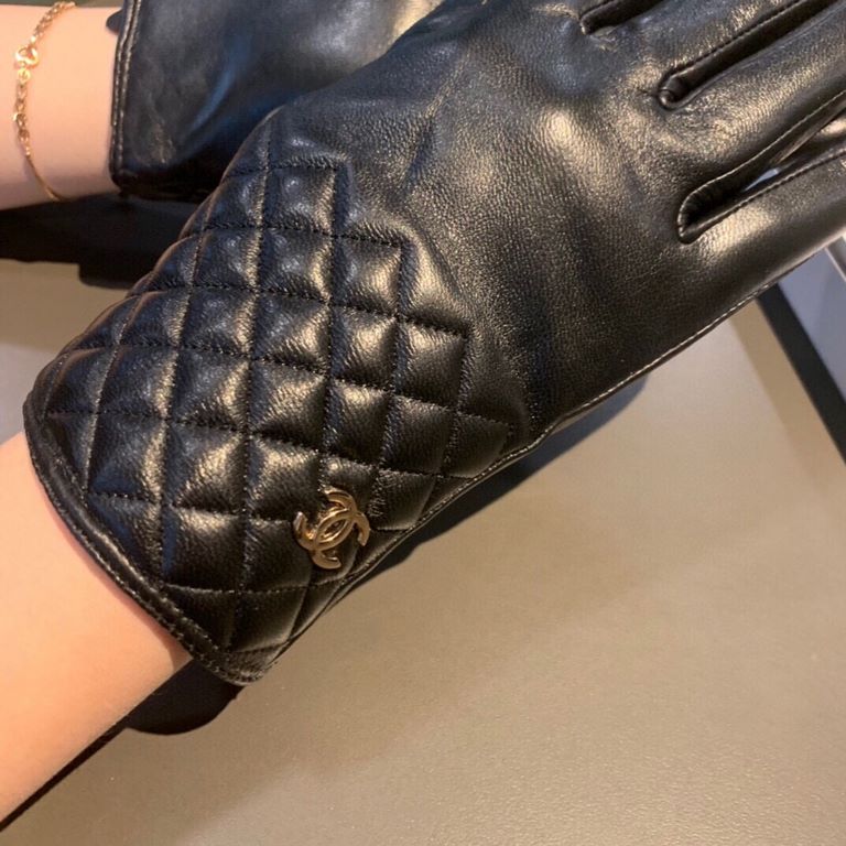 2021 new exclusive first  touch screen gloves Chanel Chanel [original quality] official website synchronization women's new high-grade sheepskin gloves    goddess preferred can not be missed    hundred percent of the sel