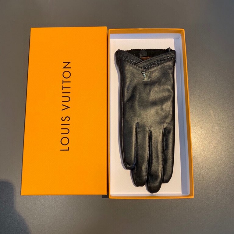 New exclusive first   touch screen gloves LV [original quality] women's new high-grade sheepskin gloves    goddess preferred can not be missed   Imported sheepskin Leather is soft and delicate recognized imported sheepsk