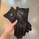 New exclusive first   touch screen gloves LV [original quality] women's new high-grade sheepskin gloves    goddess preferred can not be missed   Imported sheepskin Leather is soft and delicate recognized imported sheepsk