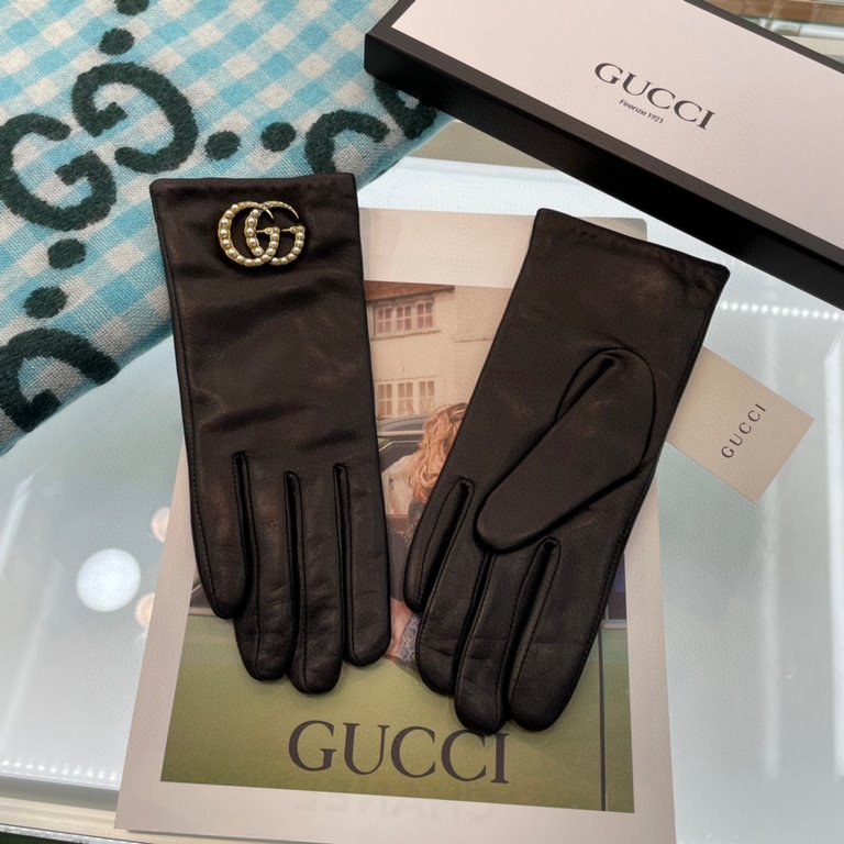 Gucci  burst to   [top original single] official website synchronization women's new high-grade sheepskin gloves     100% selection of imported sheepskin lining velvet lining warmth and comfort better Leather luster brig