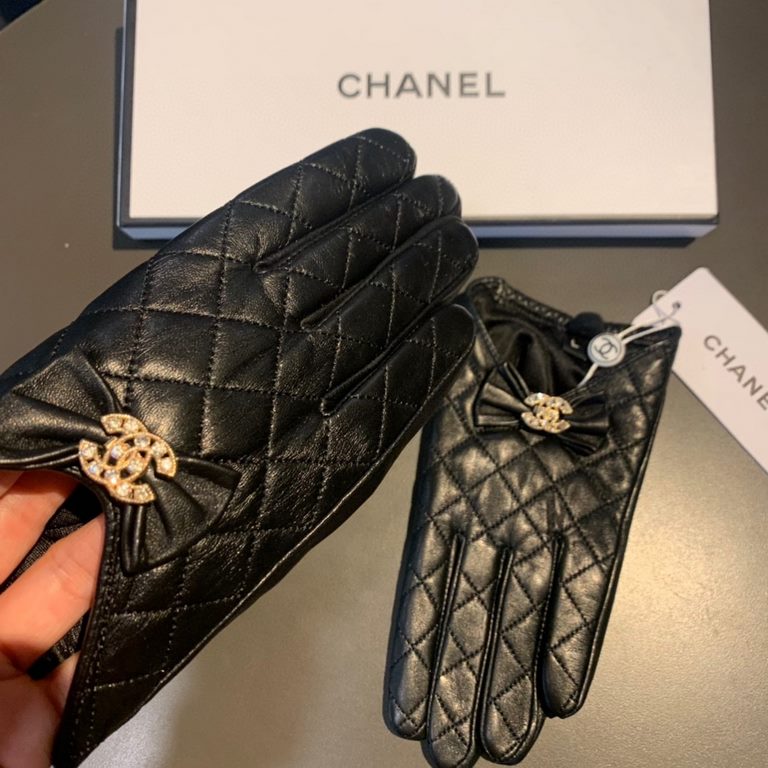 2022 new exclusive first  touch screen gloves Chanel Chanel [original quality] official website synchronization women's new high-grade sheepskin gloves    goddess preferred can not be missed    hundred percent of the sel