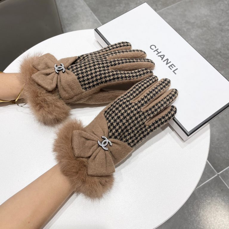 Chanel Chanel 2023 fall and winter lazy rabbit hair wool gloves   worth comparing     the same paragraph of different quality, kill the market poor product, wool ten lazy rabbit hair lining padded   classic but not fashi