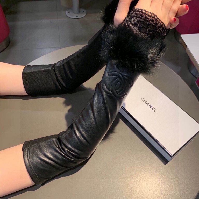 CHANEL CHANEL women's models explosive models finger-length gloves imported original leather (first-class sheepskin)  raccoon fur    mercerized lining   elastic fabric physical super beautiful export overseas goods noble