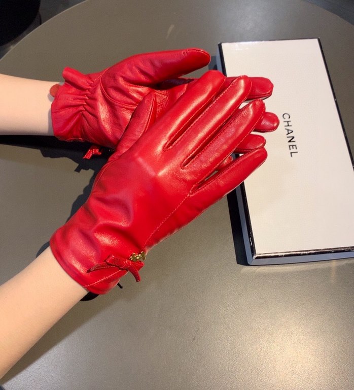 2022 new exclusive first  big red   touch screen gloves Chanel Chanel [original quality] official website synchronization Ms. new high-grade sheepskin gloves    goddess preferred can not miss        hundred percent of th