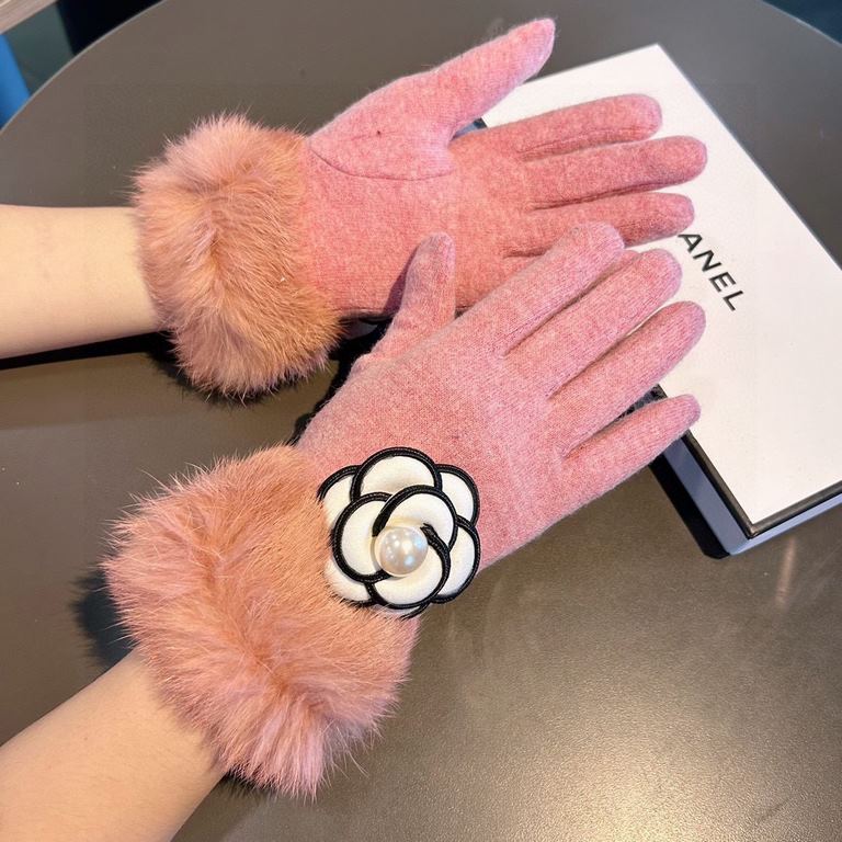 Chanel Chanel 2023 fall and winter lazy rabbit hair wool gloves   worth comparing     the same paragraph of different quality, kill the market poor product, wool ten lazy rabbit hair lining padded   classic but not fashi