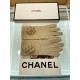 Chanel new cashmere knitted gloves   100% cashmere on the hand that is warm   This section is made of natural high-quality cashmere soft warm and comfortable 7GG double yarn handmade flat knitting handmade non-marking se