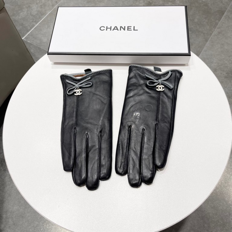 Chanel Chanel new women's gloves first-class sheepskin leather ultra-thin, soft and comfortable, especially show hand-shaped     texture super groupSize  M L