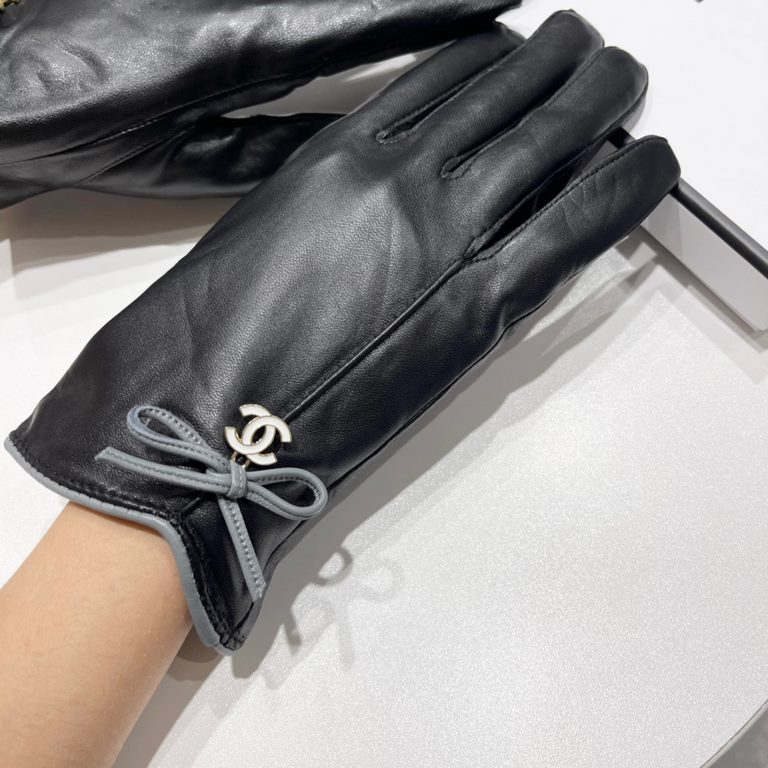 Chanel Chanel new women's gloves first-class sheepskin leather ultra-thin, soft and comfortable, especially show hand-shaped     texture super groupSize  M L