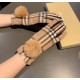 PackagingBurberry BURBERRY counter new wool gloves, fashion gloves, fall and winter warm padded lining, classic plaid, on the hand super comfortable and soft, versatile! Average size