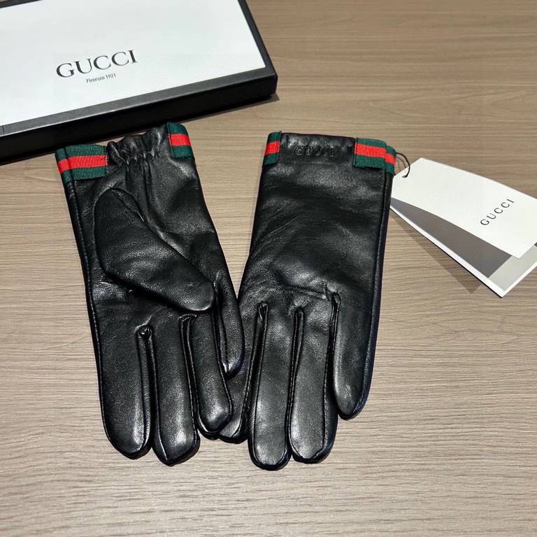 2023 new exclusive first   touch screen gloves Gucci Gucci new high-grade sheepskin gloves    goddesses set the United States preferred can not be missed    hundred percent of the selection of imported sheepskin Leather 