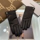 Chanel hot circle of friends women's leather gloves, imported from Ethiopia touch screen sheepskin, simple and generous static surface style add small LOGO buckle, super soft padded lining wear comfortable