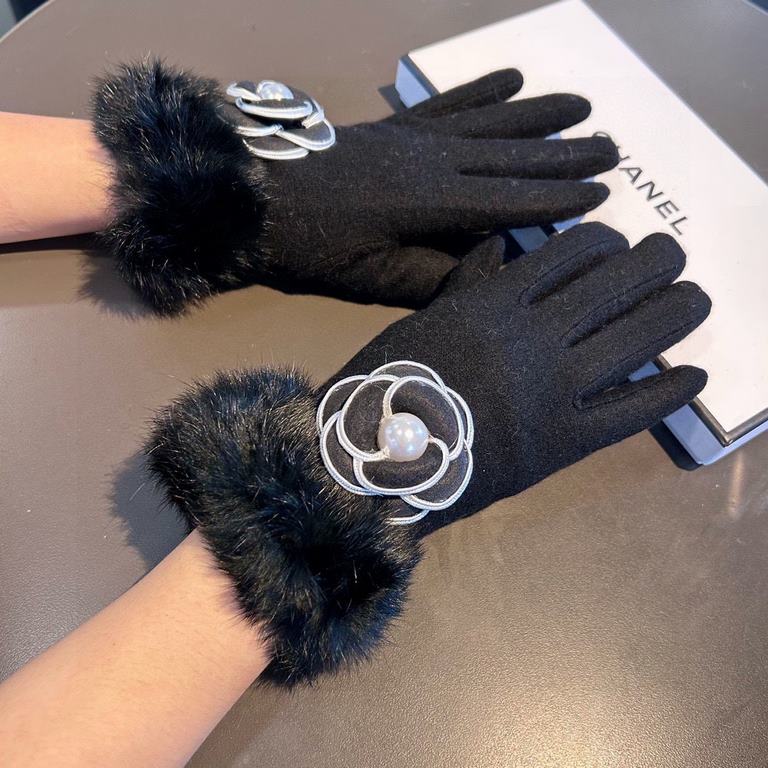 Chanel Chanel 2023 fall and winter lazy rabbit hair wool gloves   worth comparing     the same paragraph of different quality, kill the market poor product, wool ten lazy rabbit hair lining padded   classic but not fashi