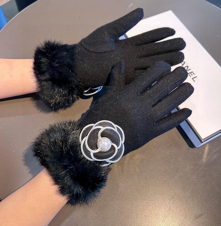 Chanel Chanel 2023 fall and winter lazy rabbit hair wool gloves   worth comparing     the same paragraph of different quality, kill the market poor product, wool ten lazy rabbit hair lining padded   classic but not fashi