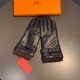 2021 new exclusive first  touch screen gloves Hermes (original quality) official website synchronization women's new high-grade sheepskin gloves    goddesses set of the United States preferred must be unmissable    100 p