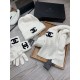 . C home. [Three-piece wool suit hat  scarf  gloves] classic suit hat! Warm and super comfortable ~ winter Miss ageing artifacts Oh ~ this winter you are missing such a set of suit hat la ~ and warm and stylish! Men's an