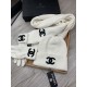 . C home. [Three-piece wool suit hat  scarf  gloves] classic suit hat! Warm and super comfortable ~ winter Miss ageing artifacts Oh ~ this winter you are missing such a set of suit hat la ~ and warm and stylish! Men's an