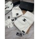 . C home. [Three-piece wool suit hat  scarf  gloves] classic suit hat! Warm and super comfortable ~ winter Miss ageing artifacts Oh ~ this winter you are missing such a set of suit hat la ~ and warm and stylish! Men's an