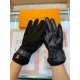 New exclusive first   touch screen gloves men's gloves Lv new high-grade sheepskin gloves surface back of hand sheep suede heart sheepskin    type male driving preferred can not be missed    hundred percent selection of 