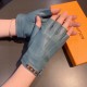 2022 LV new short gloves, fashion biker   gloves, fall and winter new cloth lining, fashion   on the hand super comfortable soft and versatile! Set beauty goddess must-have   with box   yardage ML