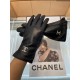 New exclusive first Chanel Chanel ladies new high-grade sheepskin gloves    goddess preferred can not miss      First-grade sheepskin Leather fine and soft cashmere lining to keep warm better goddesses set of the United 