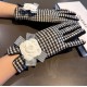 2023 new Chanel Chanel counter new wool gloves, fashion gloves, fall and winter warm padded lining, big bow   double C   on the hand super comfortable soft and versatile! average size