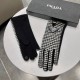 PRADA Prada 2022 fall and winter wool wool gloves   worth comparing     the same paragraph of different quality, kill the market poor product, wool lining padded   classic but not fashionable models. Like can get into th