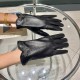 2022 new exclusive first  touch screen gloves   Prada in the opening gloves [original quality] official synchronization of the official website women's new high-grade sheepskin gloves    goddesses preferred can not be mi