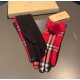 PackagingBurberry BURBERRY counter new wool gloves, fashion gloves, fall and winter warm padded lining, classic plaid, on the hand super comfortable and soft, versatile! Average size