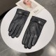 New exclusive first  touch screen gloves men's gloves LV Louis Vuitton men's [original quality] official website synchronization men's new high-grade sheepskin gloves    can not be missed    hundred percent of the select