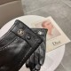 New exclusive first  touch screen gloves men's gloves LV Louis Vuitton men's [original quality] official website synchronization men's new high-grade sheepskin gloves    can not be missed    hundred percent of the select