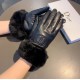 Dior DIDR new 2022 fall and winter lazy rabbit hair CD sheepskin embroidered gloves   cell phone touch screen, worth comparing     the same paragraph different quality, kill the market poor product, imported a first-clas