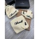 The C's. Three-piece wool suit hat  scarf  gloves] classic suit hat! Warm da super comfortable ~ winter Miss sister ageing artifacts Oh ~ this winter you are missing such a set of suit hat la ~ and warm and fashion! Men'