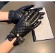 2023 new exclusive first  touch screen gloves Chanel Chanel [original quality] official website synchronization women's new high-grade sheepskin gloves    goddess preferred can not be missed    hundred percent of the sel