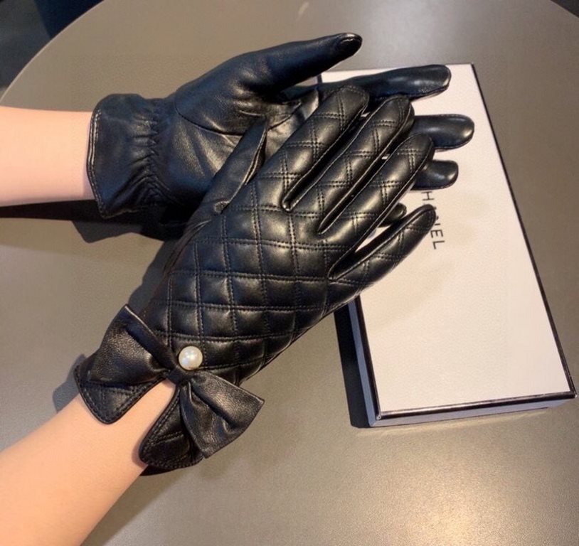 2023 new exclusive first  touch screen gloves Chanel Chanel [original quality] official website synchronization women's new high-grade sheepskin gloves    goddess preferred can not be missed    hundred percent of the sel