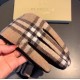 PackagingBurberry BURBERRY counter new wool gloves, fashion gloves, fall and winter warm padded lining, classic plaid, on the hand super comfortable and soft, versatile! Average size