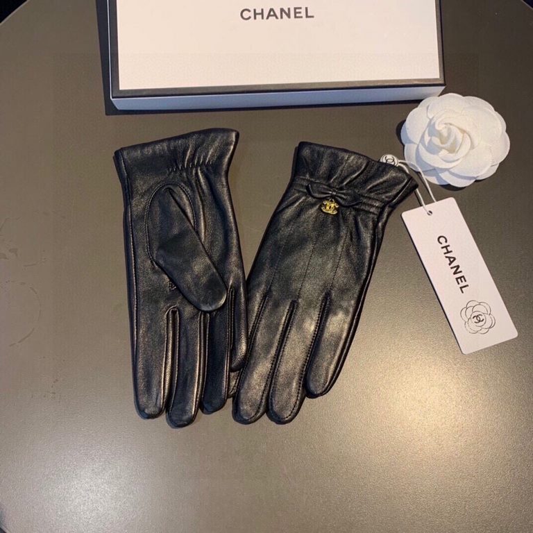 2023 new exclusive first  touch screen gloves Chanel Chanel bow hanging double C [original quality] official website synchronization women's new high-grade sheepskin gloves    goddesses preferred can not be missed       