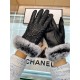 Italian export original single tail single touch screen gloves, using top white goatskin  lazy rabbit   hair, feel more soft and delicate skin-friendly, better warmth natural dyes, low temperature dyeing to present the m