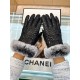 Italian export original single tail single touch screen gloves, using top white goatskin  lazy rabbit   hair, feel more soft and delicate skin-friendly, better warmth natural dyes, low temperature dyeing to present the m