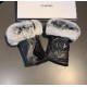 With packagingChanel Chanel 2022 fall and winter short lazy rabbit hair gloves   worth comparing     the same paragraph of different quality, kill the market poor product, imported first-class sheepskin  lazy rabbit hair