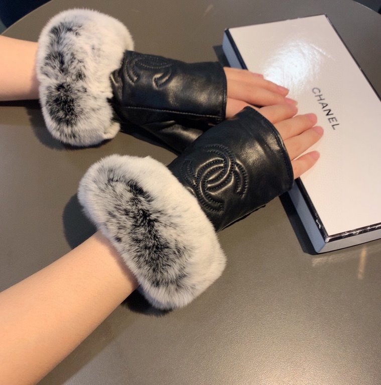 With packagingChanel Chanel 2022 fall and winter short lazy rabbit hair gloves   worth comparing     the same paragraph of different quality, kill the market poor product, imported first-class sheepskin  lazy rabbit hair